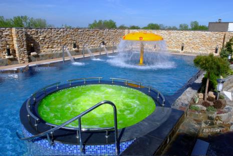 Surreal. (Via <a href="http://www.nyspacastle.com/eng/main/main.php">Spa Castle</a>.)